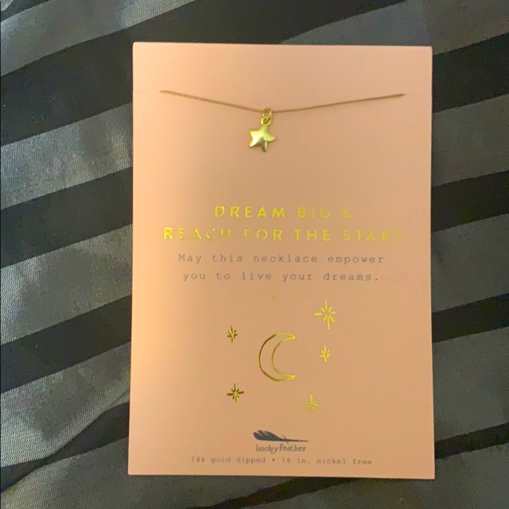 Gold star necklace
